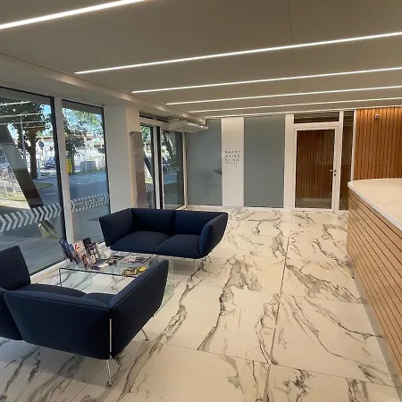 شقة Apartament Natural Z Ogrodkiem W Baltic Marina كولوبرزيغ