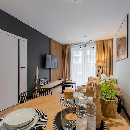 Apartament Natural Z Ogrodkiem W Baltic Marina * كولوبرزيغ