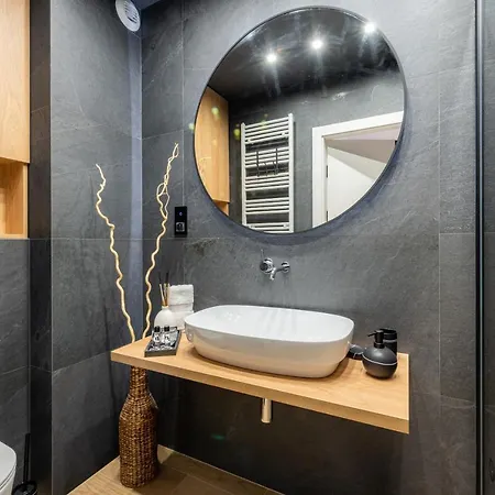 Apartament Natural Z Ogrodkiem W Baltic Marina * Kolobrzeg